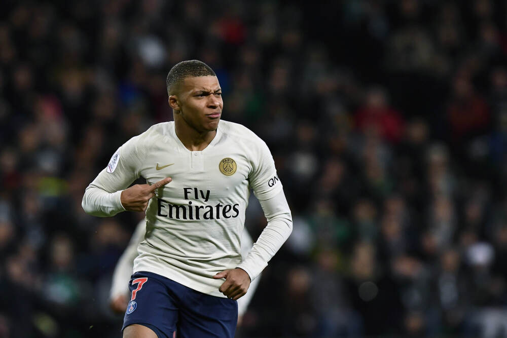 罗永浩的科技春晚，除了「翻车」还剩什么？